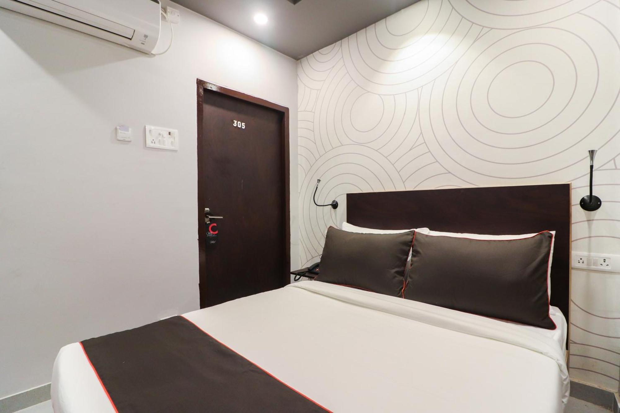 Super Collection O Sonica Gold Civil Lines Hotel Prayagraj Luaran gambar